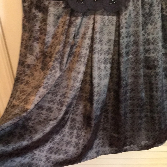 Simply Vera Vera Wang Sleeves Top size L Gray Jewel front detail Side zip Flowy - Picture 4 of 12